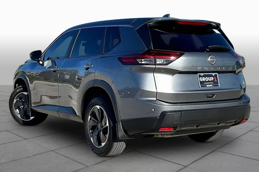 2024 Nissan Rogue - Image 12
