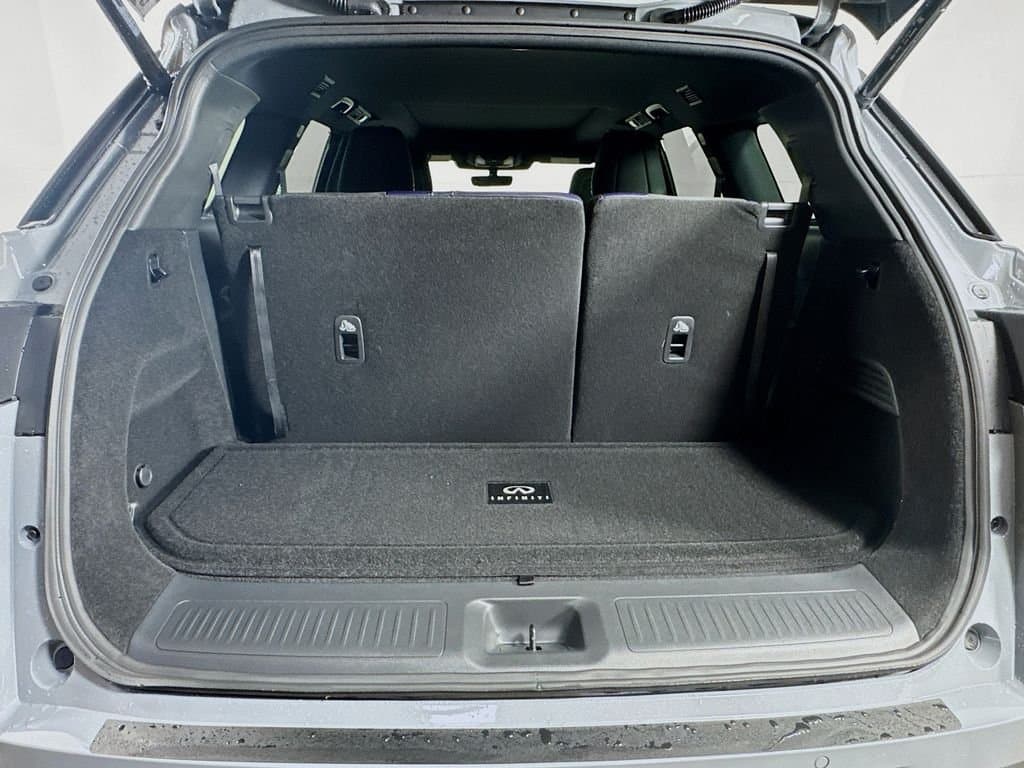 2026 INFINITI QX60 - Image 32