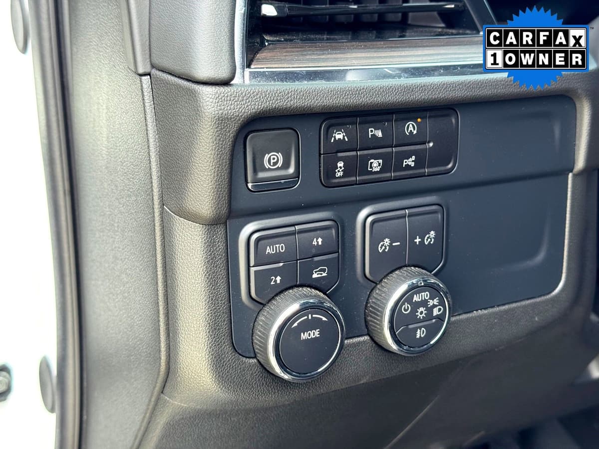 2025 Chevrolet Tahoe - Image 14