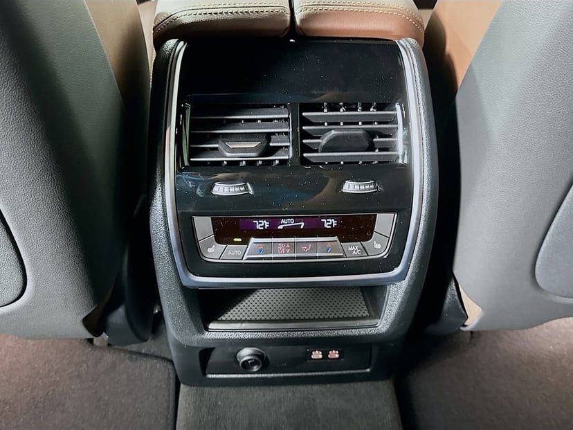 2026 BMW X5 - Image 18