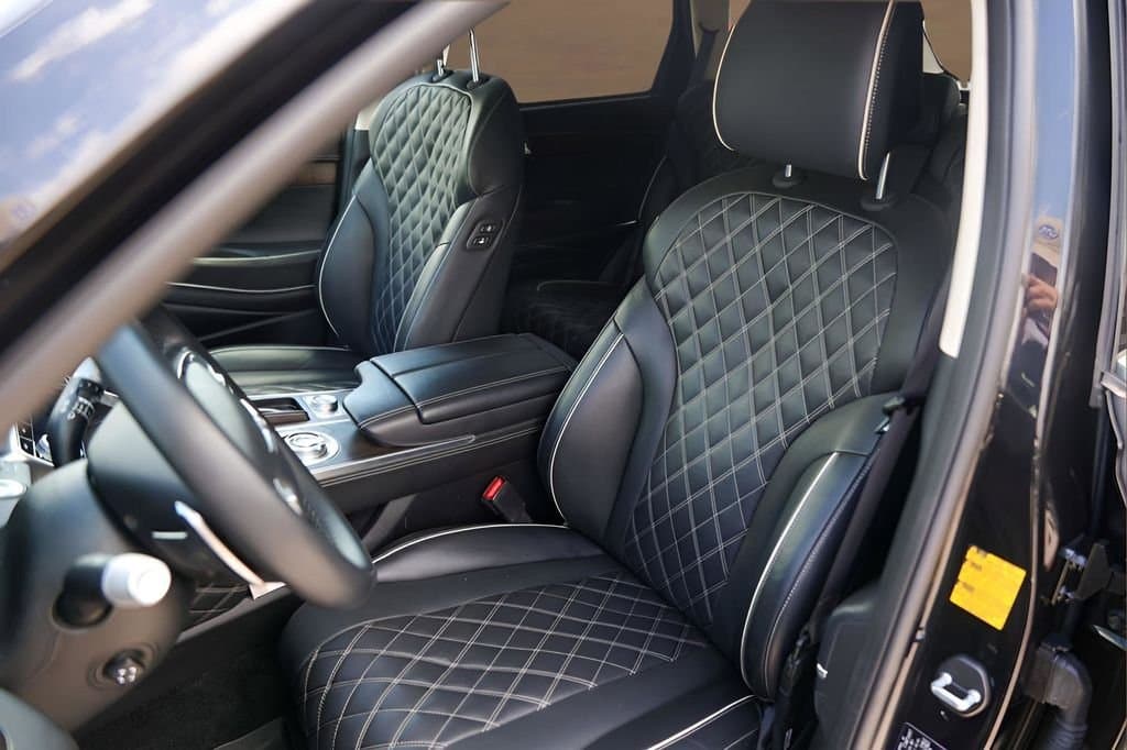 2023 Genesis GV80 - Image 7