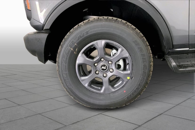 2026 Ford Bronco - Image 9