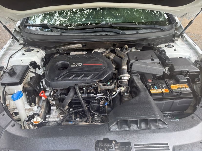 2018 Hyundai Sonata - Image 25