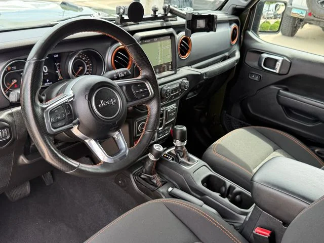 2023 Jeep Gladiator - Image 11
