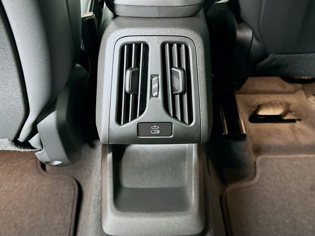 2026 BMW X1 - Image 18