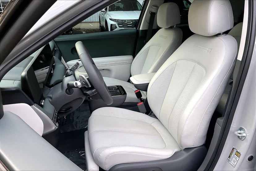 2026 Hyundai IONIQ 5 - Image 7