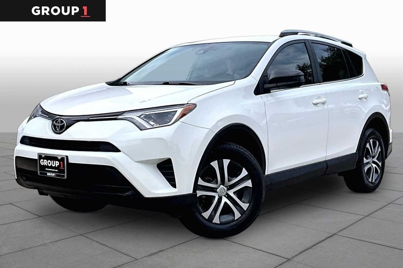 2017 Toyota RAV4 - Image 1