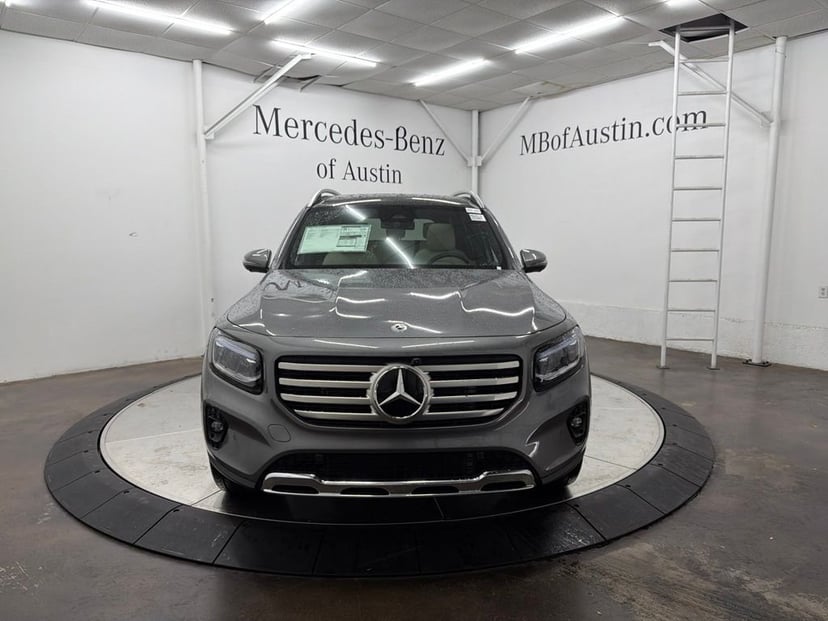 2026 Mercedes-Benz GLB - Image 2