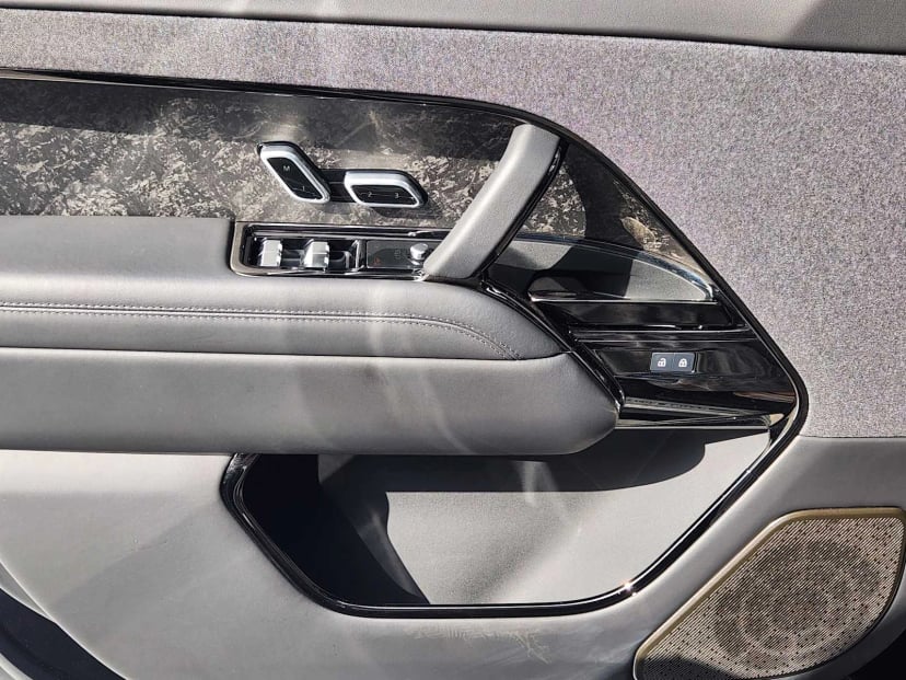 2025 Land Rover Range Rover Sport - Image 22