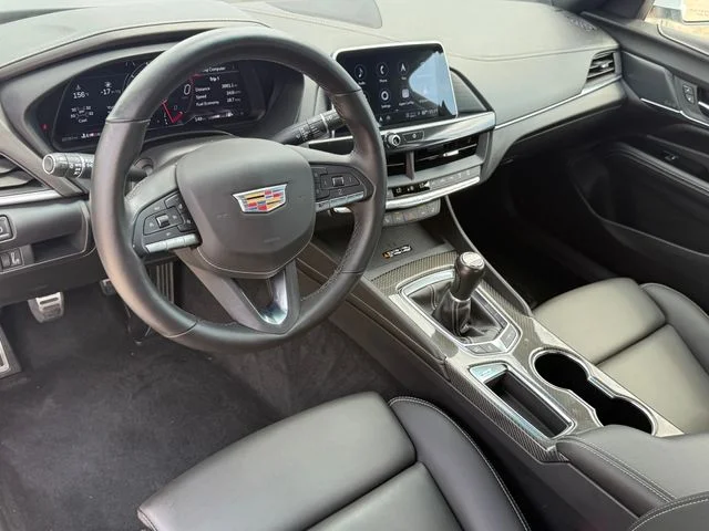 2023 Cadillac CT4 - Image 9