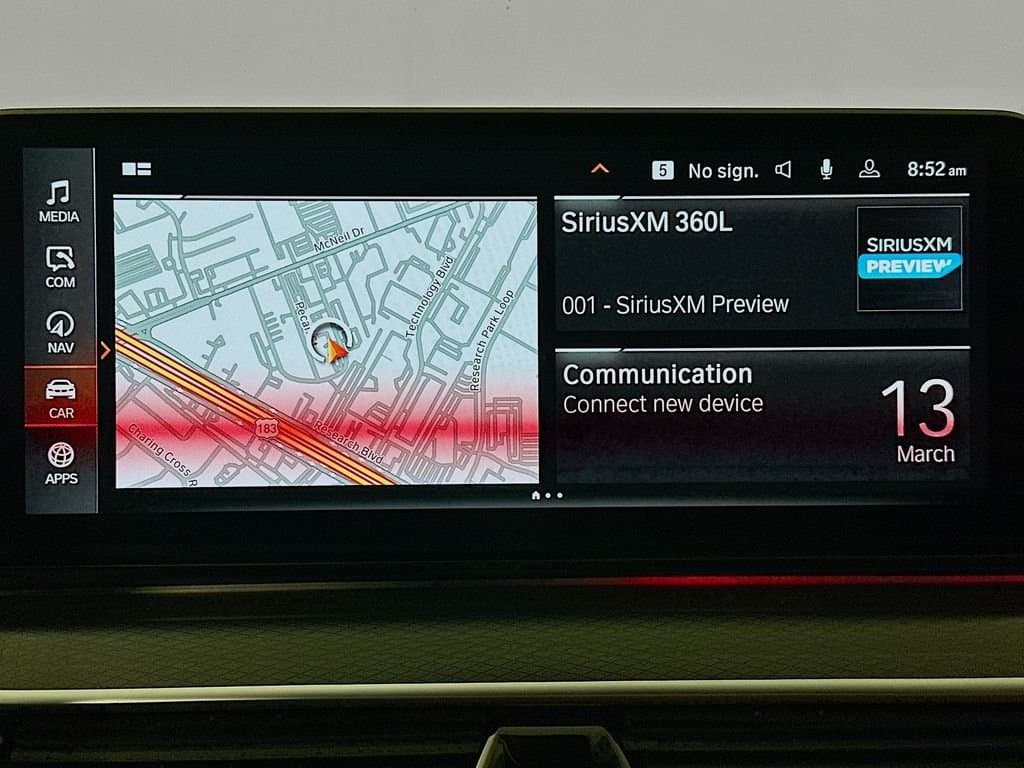 2023 BMW 5 Series - Image 15