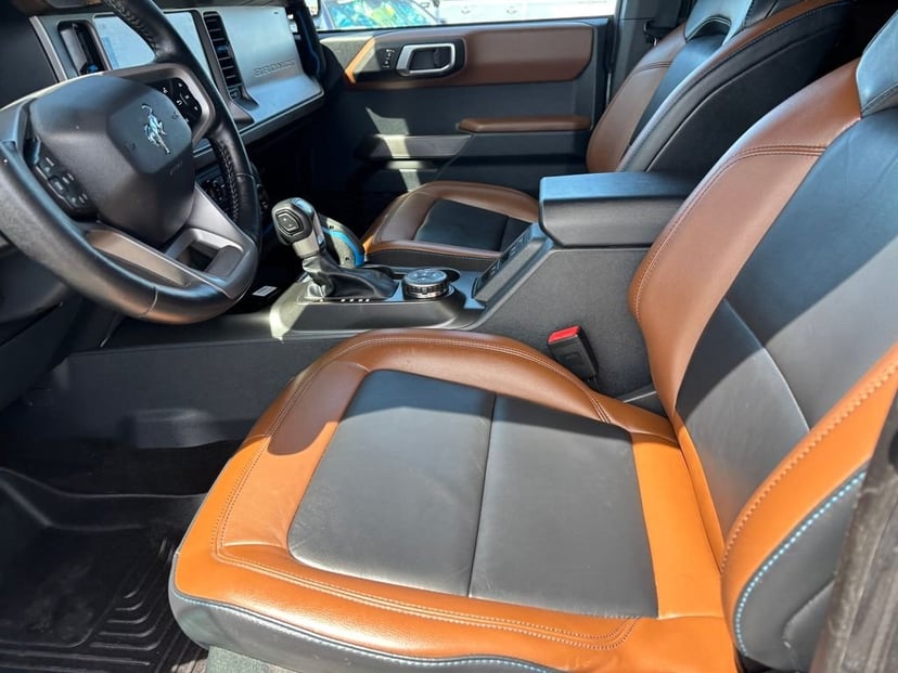 2023 Ford Bronco - Image 10