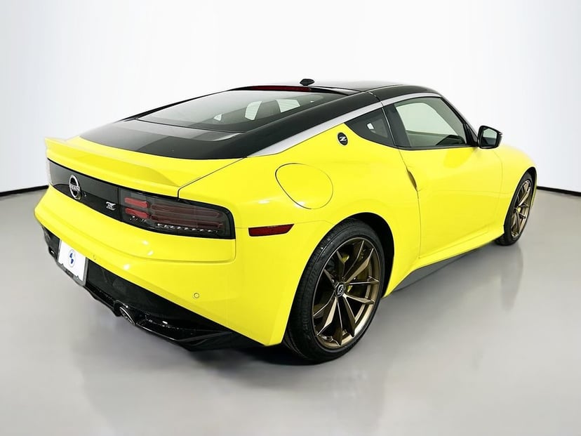 2023 Nissan Z - Image 5