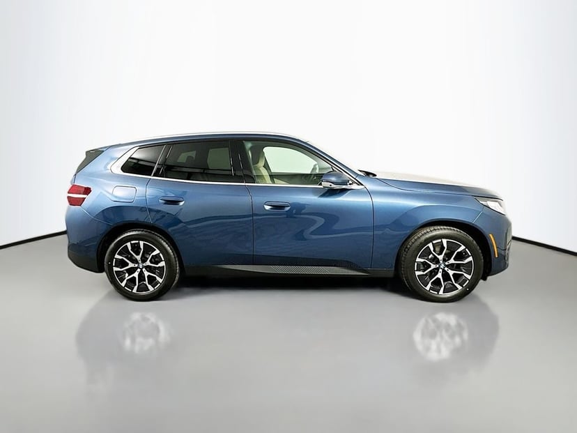 2025 BMW X3 - Image 4