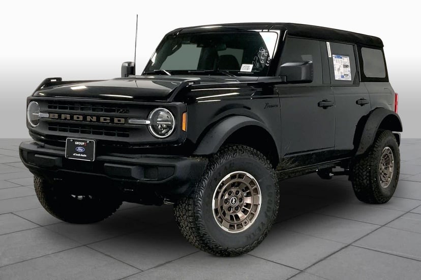 2026 Ford Bronco - Image 22
