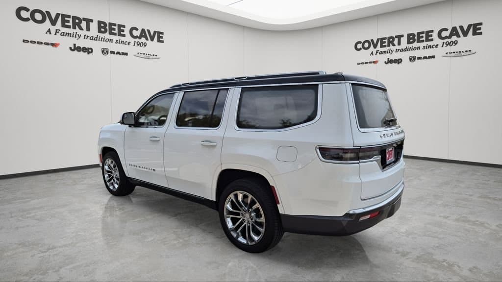 2022 Jeep Grand Wagoneer - Image 7