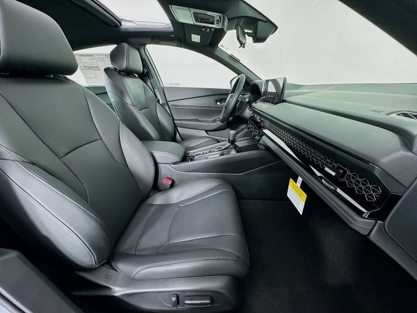 2026 Honda Accord Hybrid - Image 12