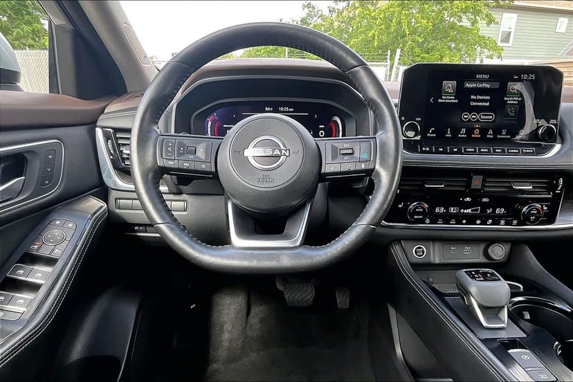2023 Nissan Rogue - Image 6