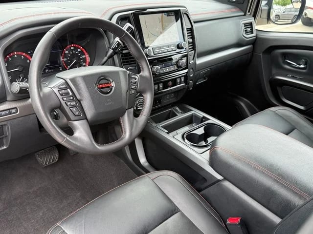 2021 Nissan Titan - Image 9