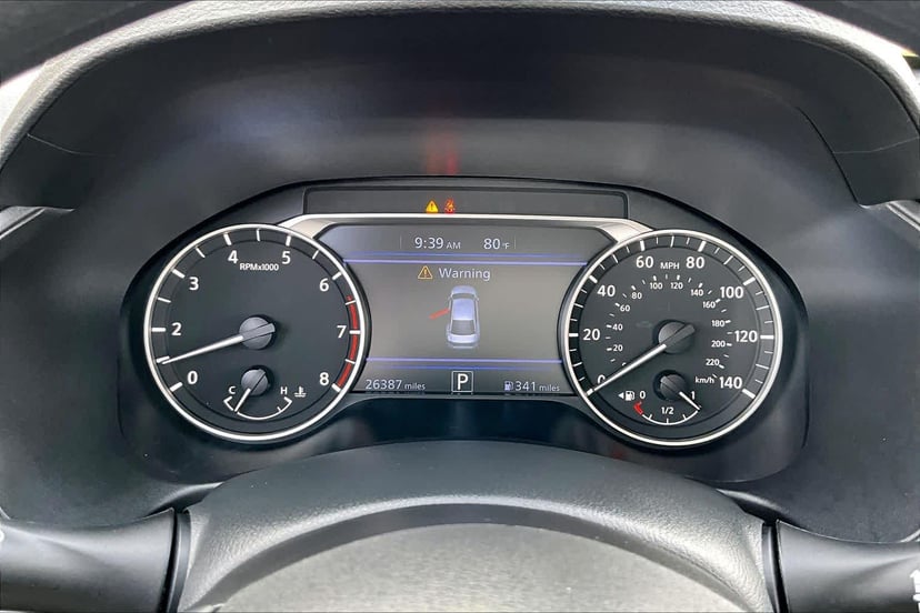 2025 Nissan Altima - Image 26