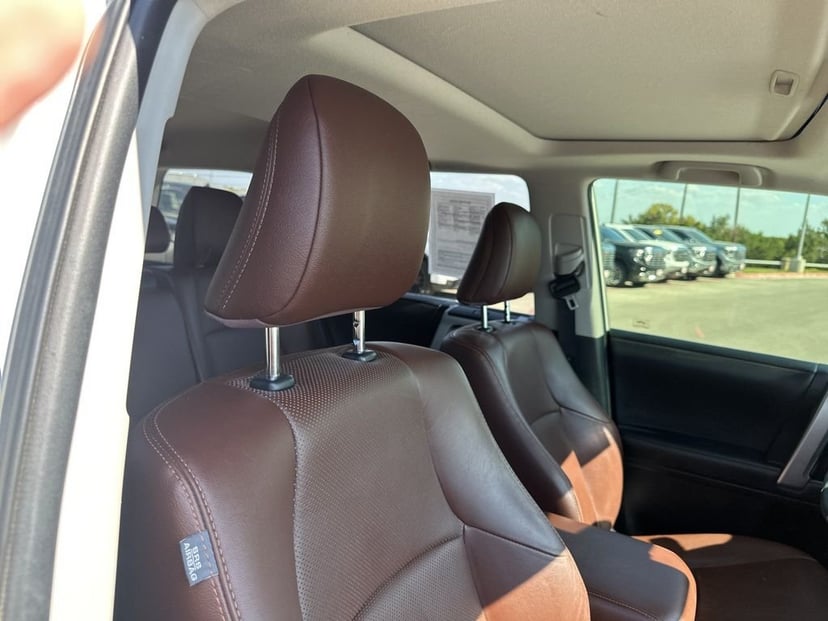 2020 Toyota 4Runner - Image 16