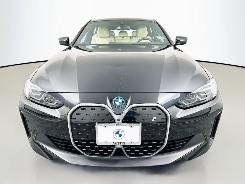 2023 BMW i4 - Image 2