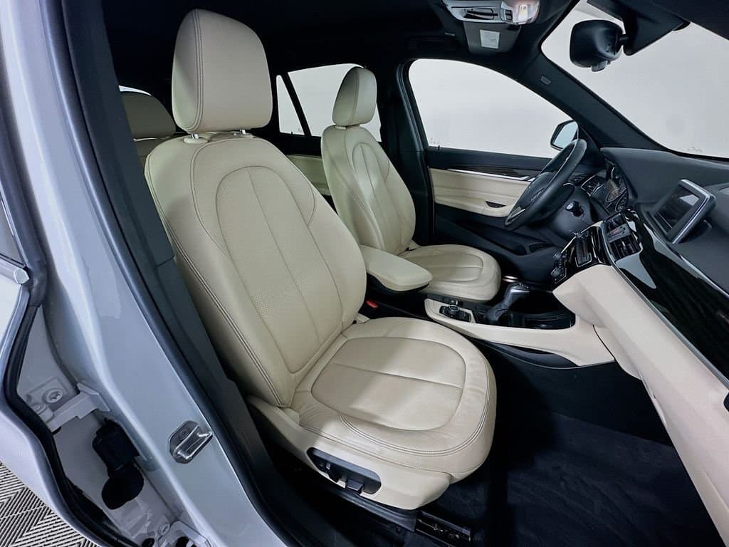 2017 BMW X1 - Image 28