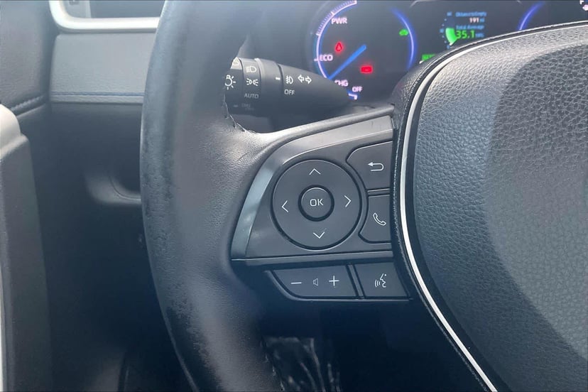 2021 Toyota RAV4 - Image 24