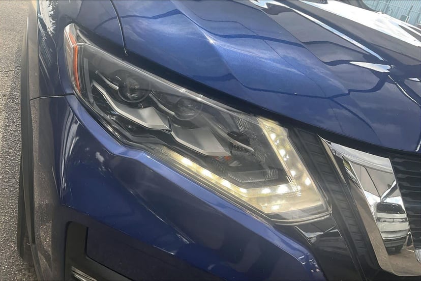 2017 Nissan Rogue - Image 27