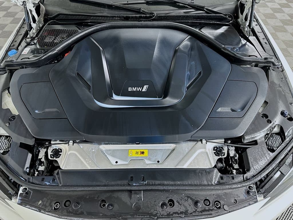 2023 BMW i4 - Image 30