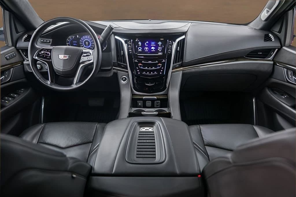 2020 Cadillac Escalade - Image 26