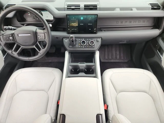 2025 Land Rover Defender 110 - Image 24