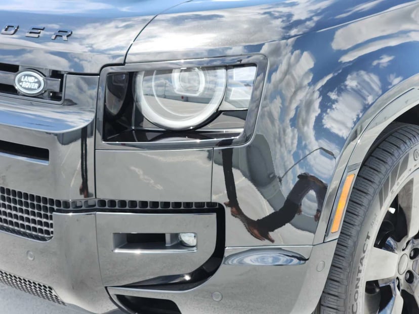 2026 LAND ROVER Defender 130 - Image 8