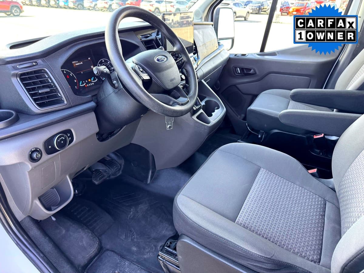 2024 Ford Transit Passenger Wagon - Image 20