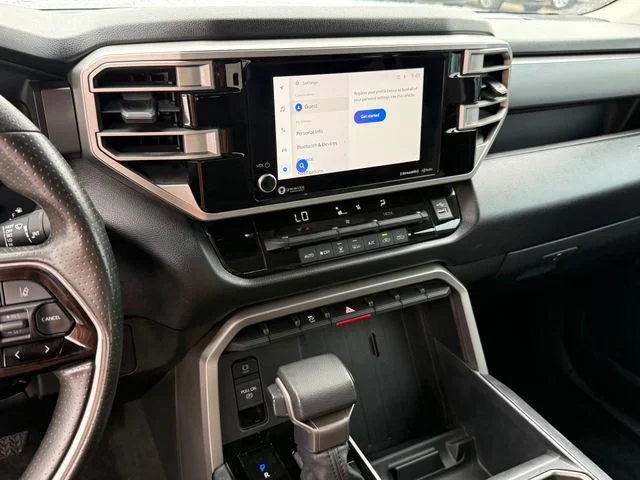 2022 Toyota Tundra - Image 14