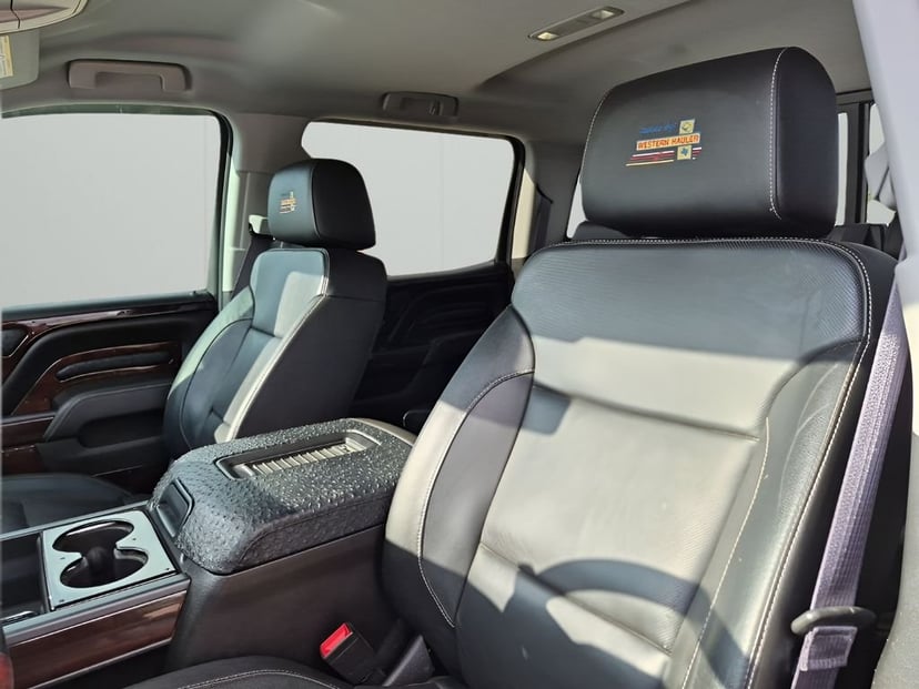 2016 Chevrolet Silverado 3500HD - Image 32