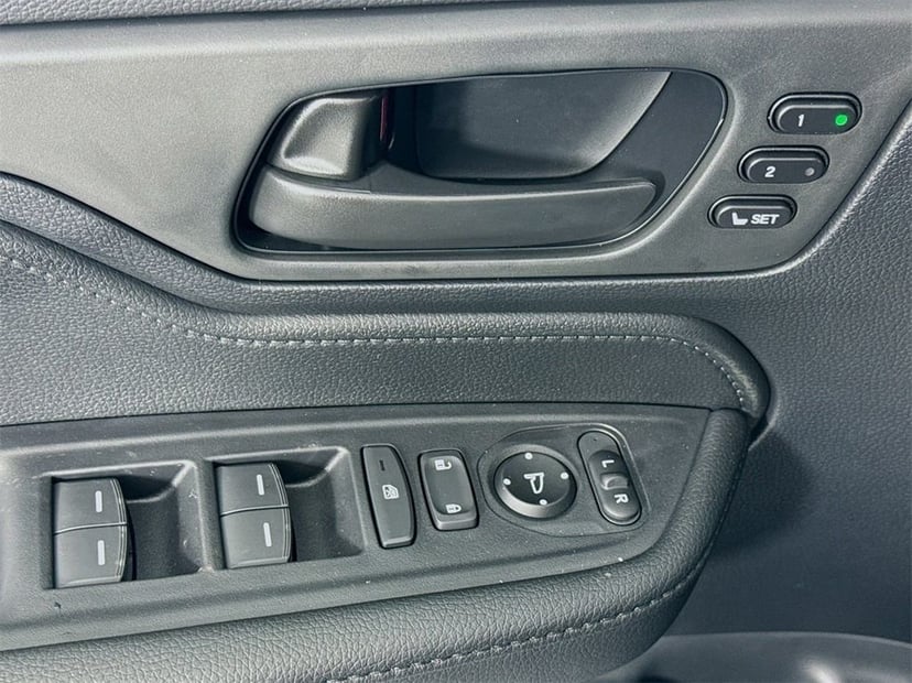 2026 Honda Odyssey - Image 24