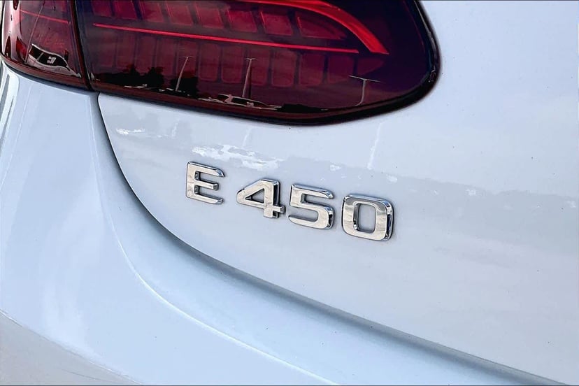 2023 Mercedes-Benz E 450 - Image 10