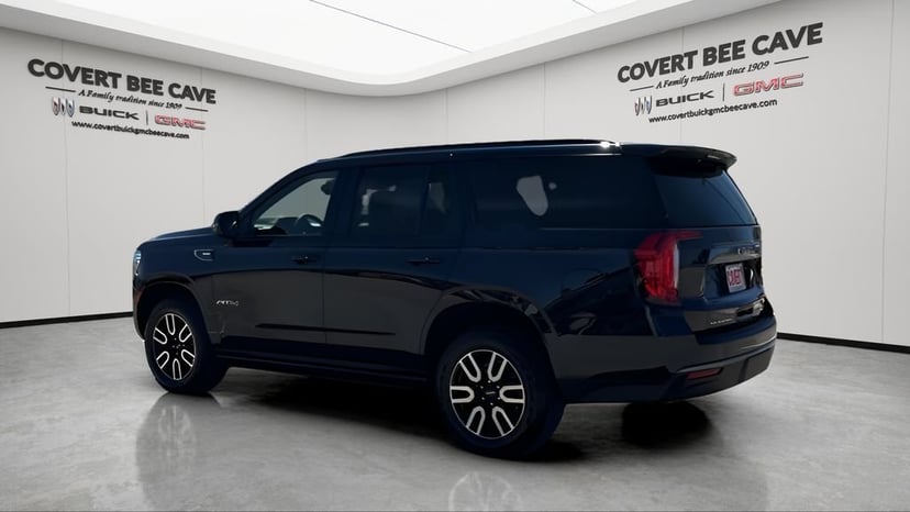 2023 GMC Yukon - Image 7