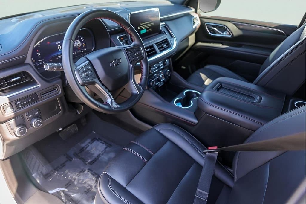 2024 Chevrolet Suburban - Image 13