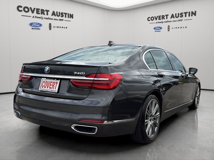 2019 BMW 7 Series - Image 5