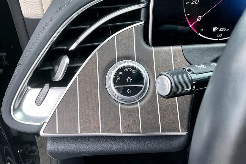 2025 Mercedes-Benz E 350 - Image 34