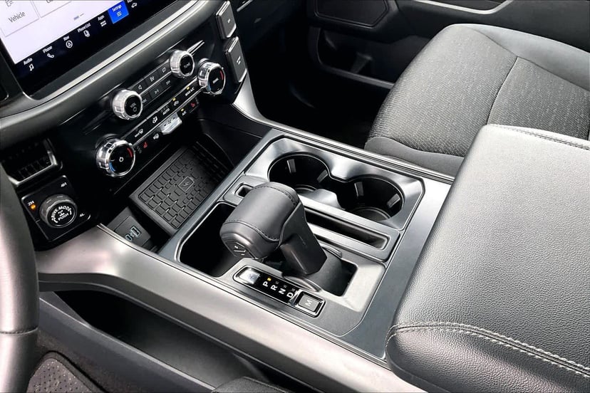 2024 Ford F-150 - Image 17
