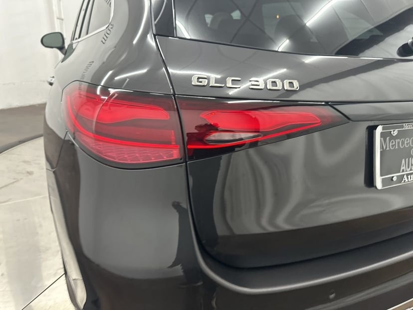 2026 Mercedes-Benz GLC - Image 28