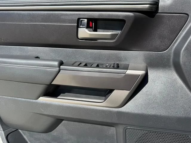 2024 Toyota Tundra - Image 22