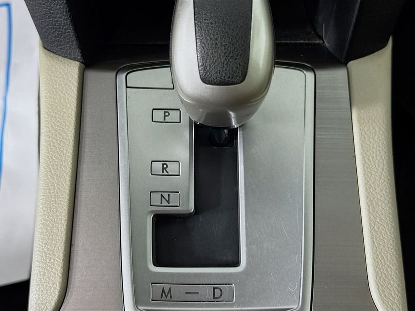 2012 Subaru Outback - Image 20