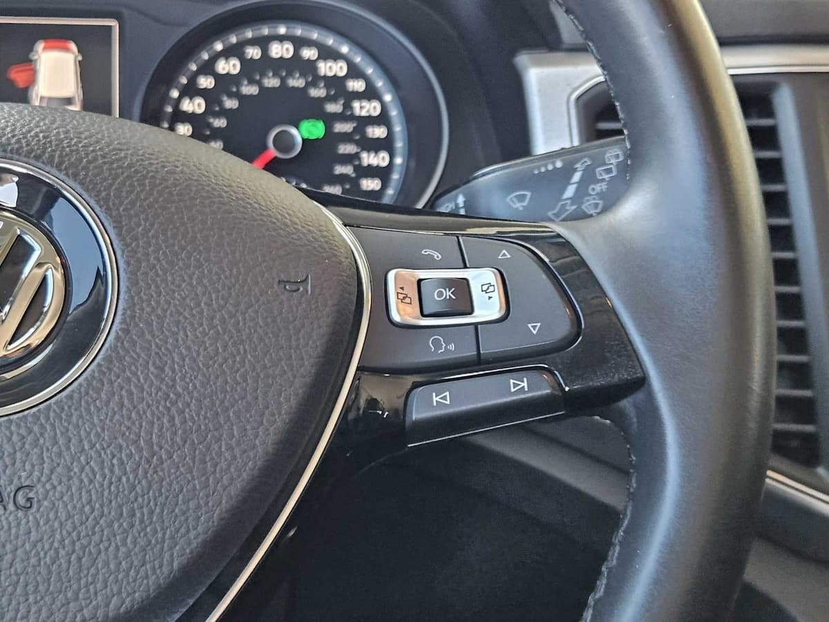 2018 Volkswagen Atlas - Image 28