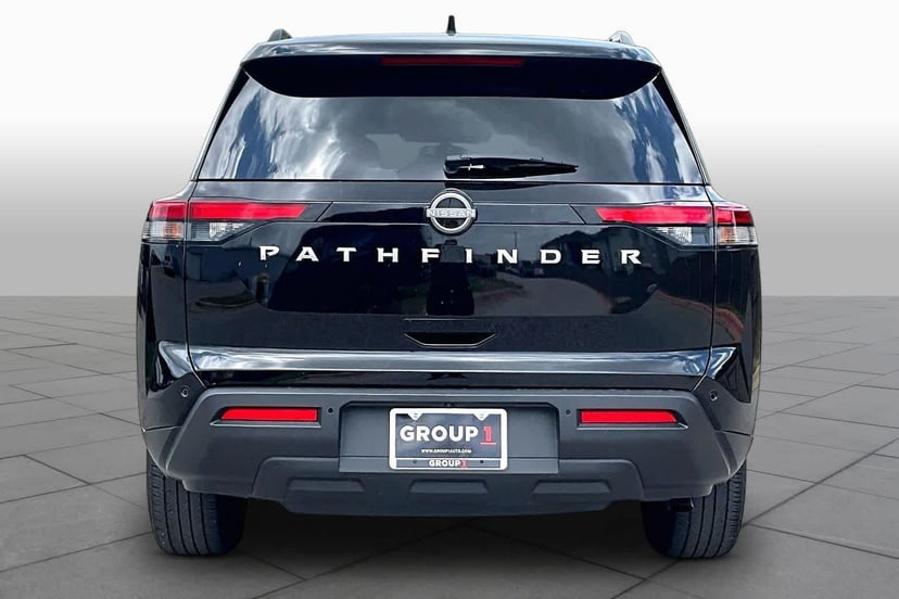 2025 Nissan Pathfinder - Image 5