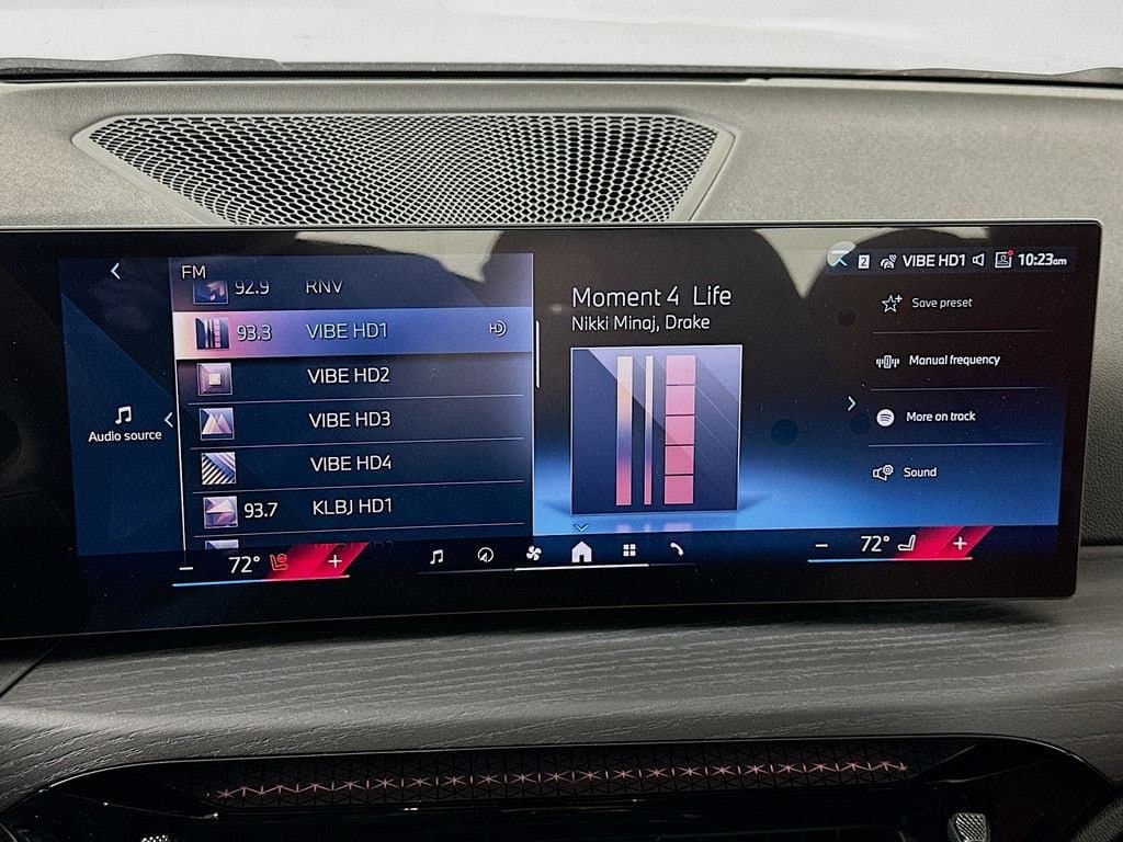 2026 BMW 3 Series - Image 11