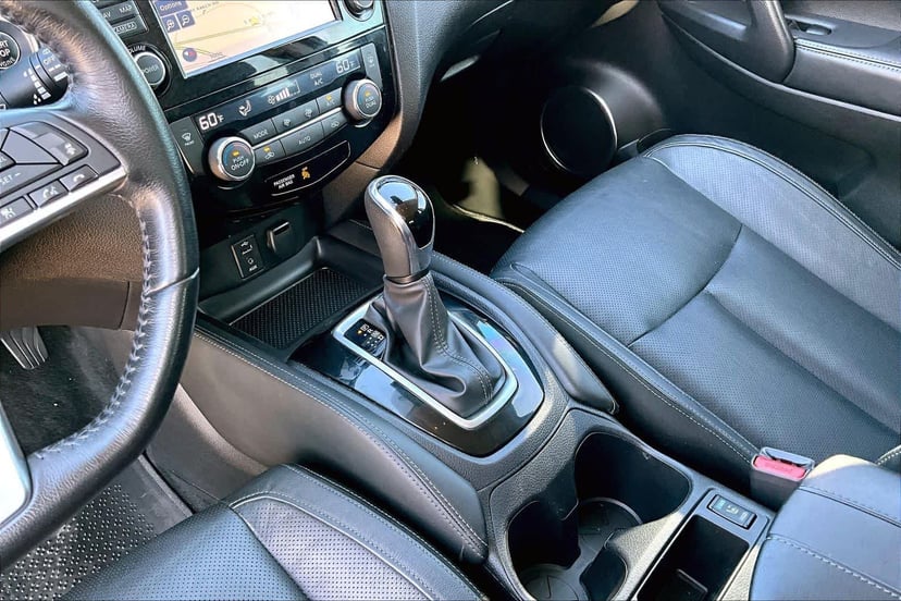 2017 Nissan Rogue Sport - Image 17